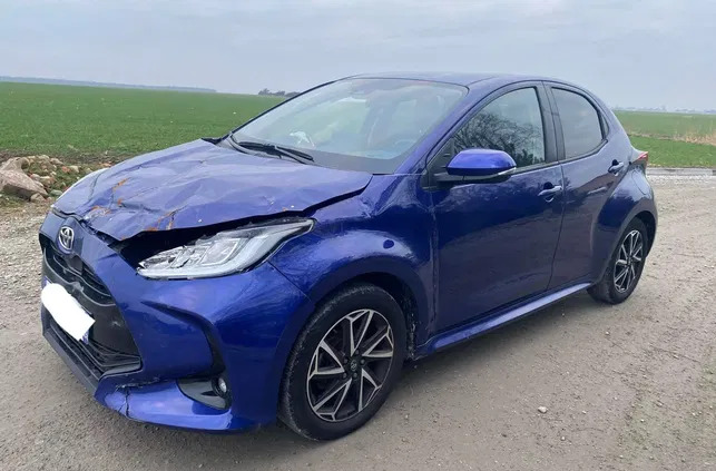 wielkopolskie Toyota Yaris cena 25900 przebieg: 39115, rok produkcji 2021 z Łęczna